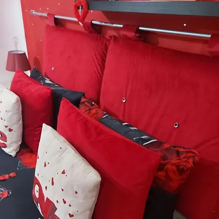 Buze Luxury 別荘 *