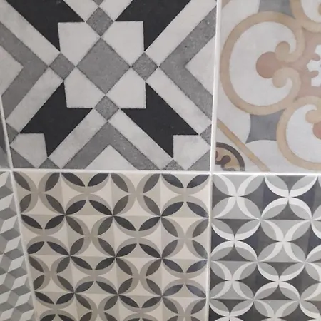 Buze Luxury 別荘 *